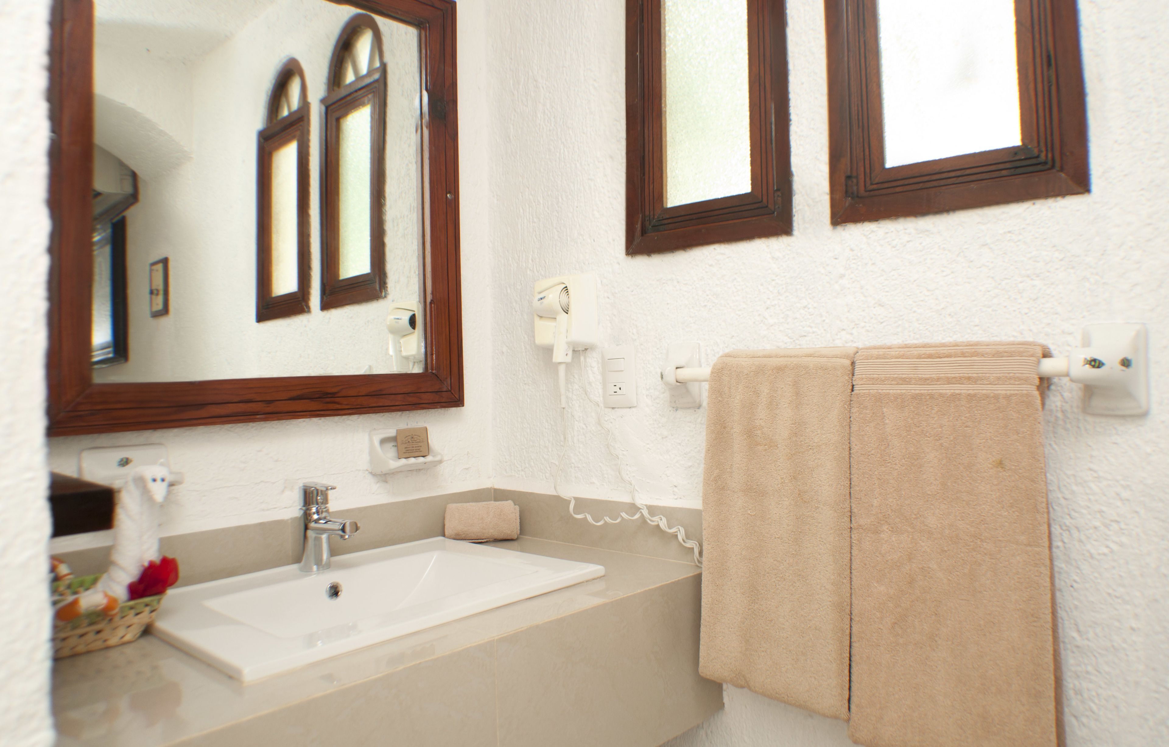 basic room (two double beds full size ) | bathroom sink