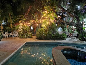 Outdoor pool - Eco-Hotel El Rey del Caribe (Cancun)