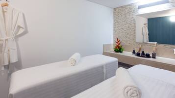 Salas de tratamientos para parejas, masajes con piedras calientes
