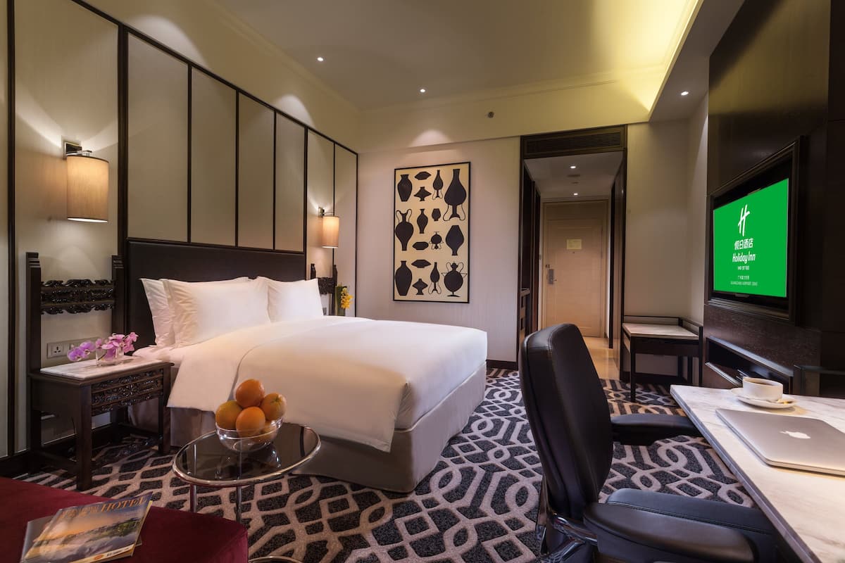 Chambre Standard, 1 trĂšs grand lit (High Floor) | 4 chambres, minibar, coffres-forts dans les chambres