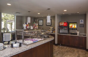 Free daily buffet breakfast
