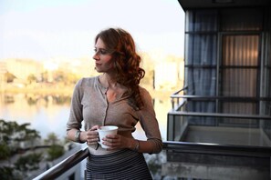 尊荣开间套房 | 湖景