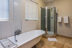 Bathroom - Clico Boutique Hotel (Johannesburg)
