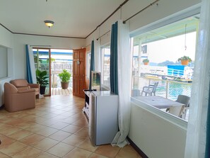 Suite, Balcony | Living area - Banana Bay Marina (Golfito)