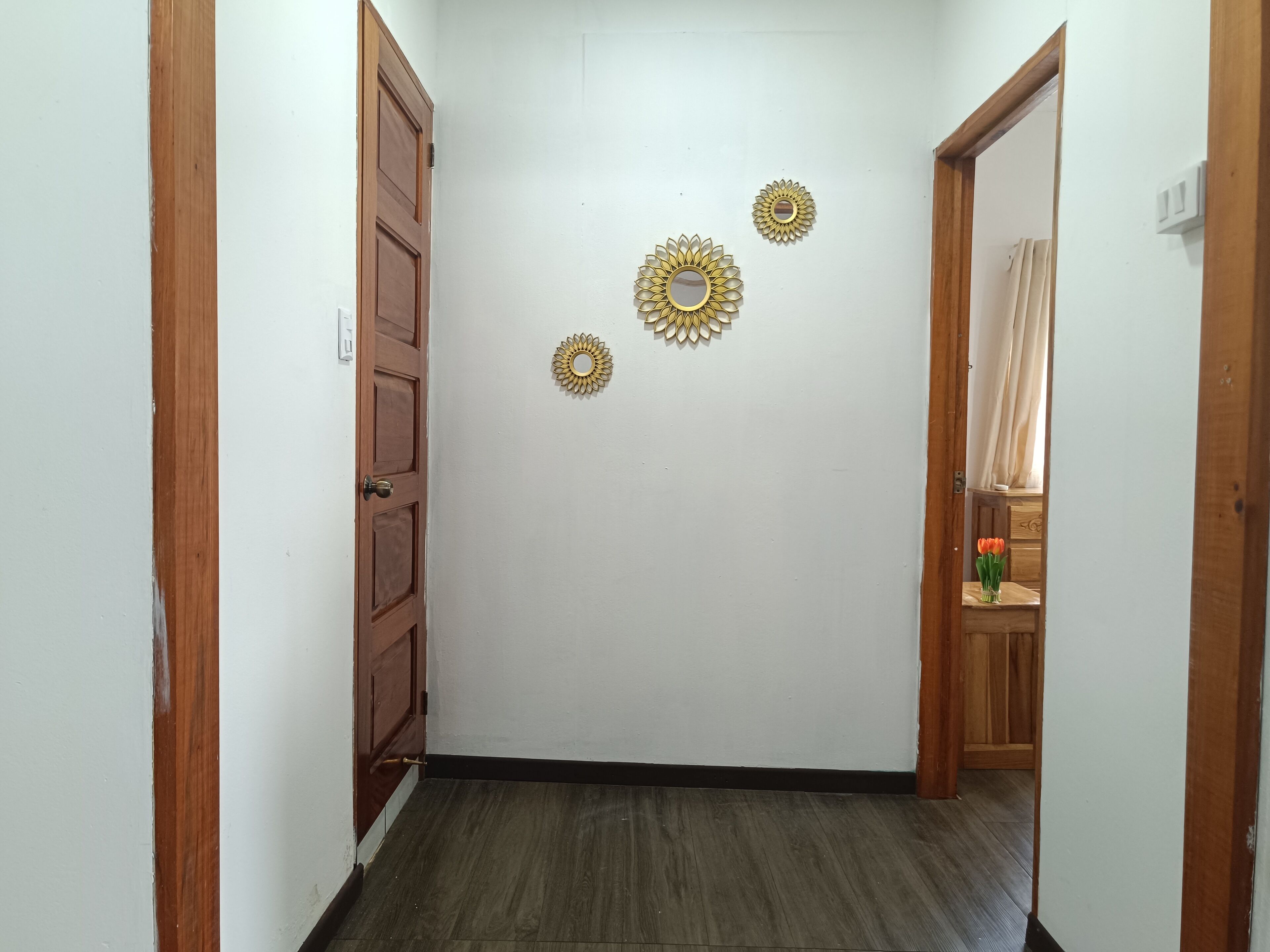 panoramic apartment | living area | plasma tv