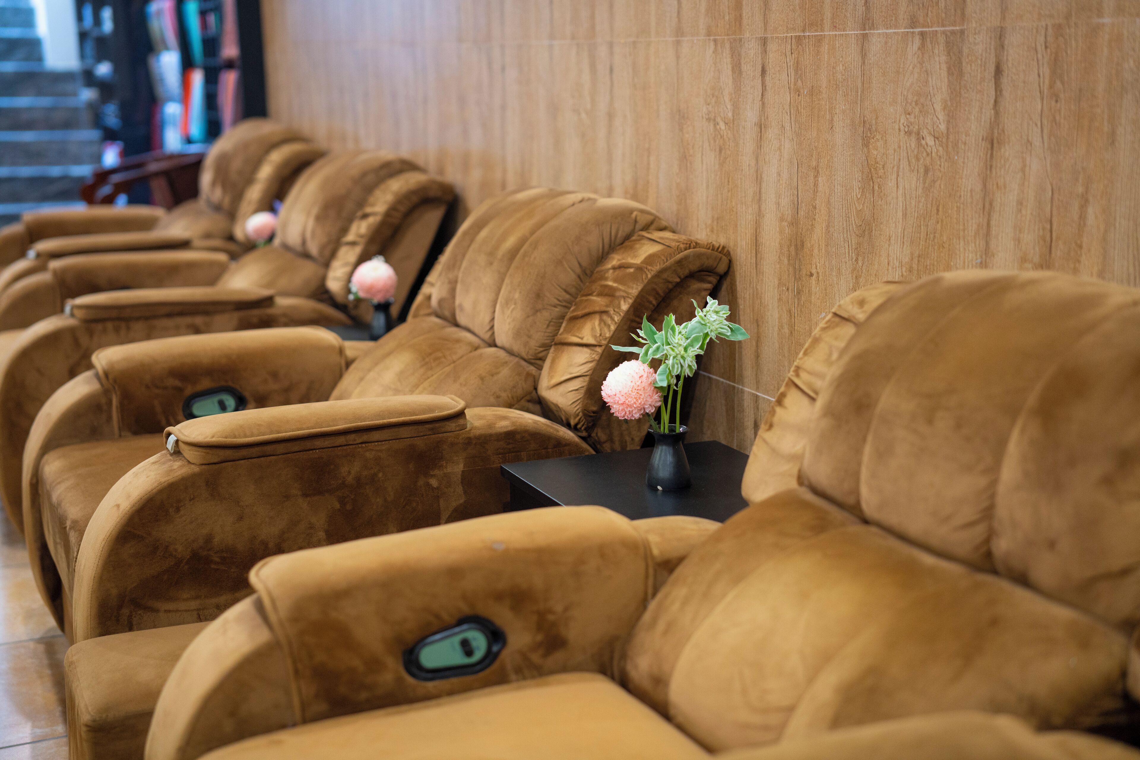 couples treatment room(s), sauna, steam room