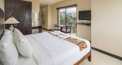 Main Hotel and Suites Cebu