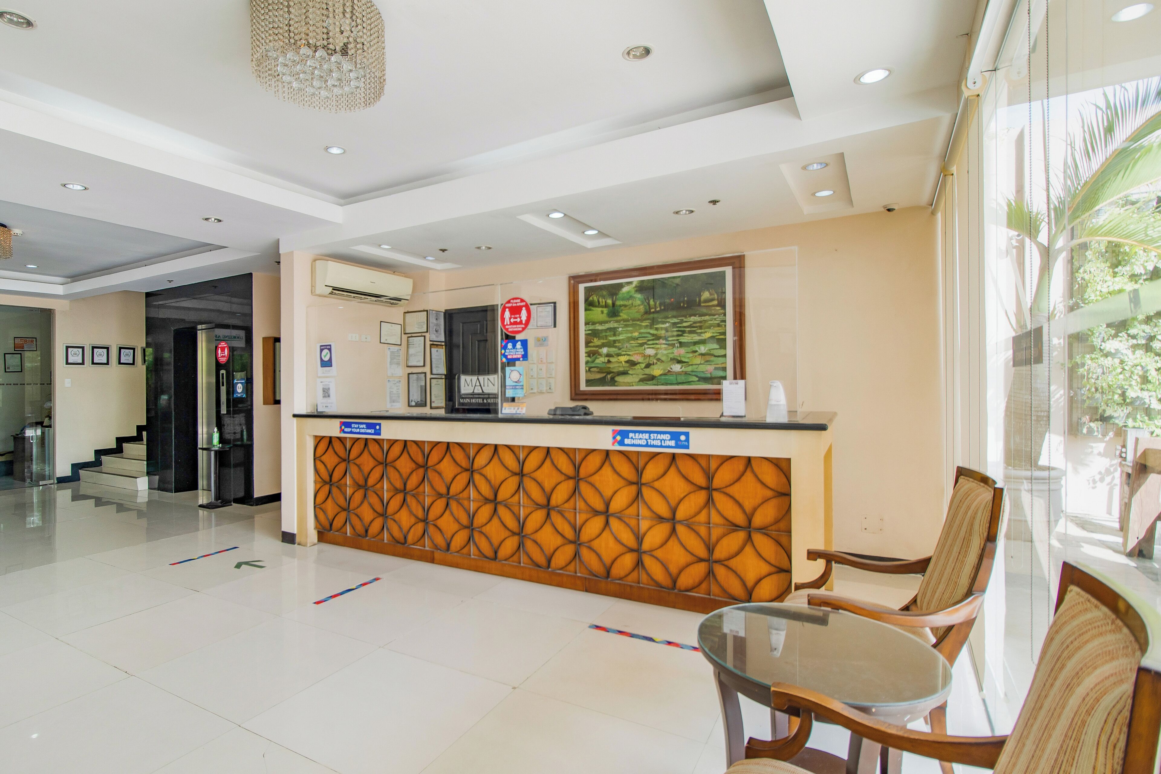 Foto - Main Hotel & Suites