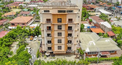Main Hotel and Suites Cebu
