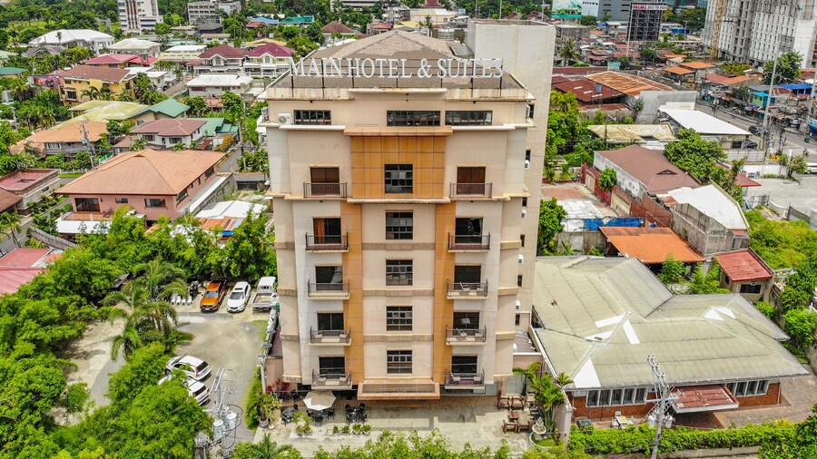 Main Hotel and Suites Cebu