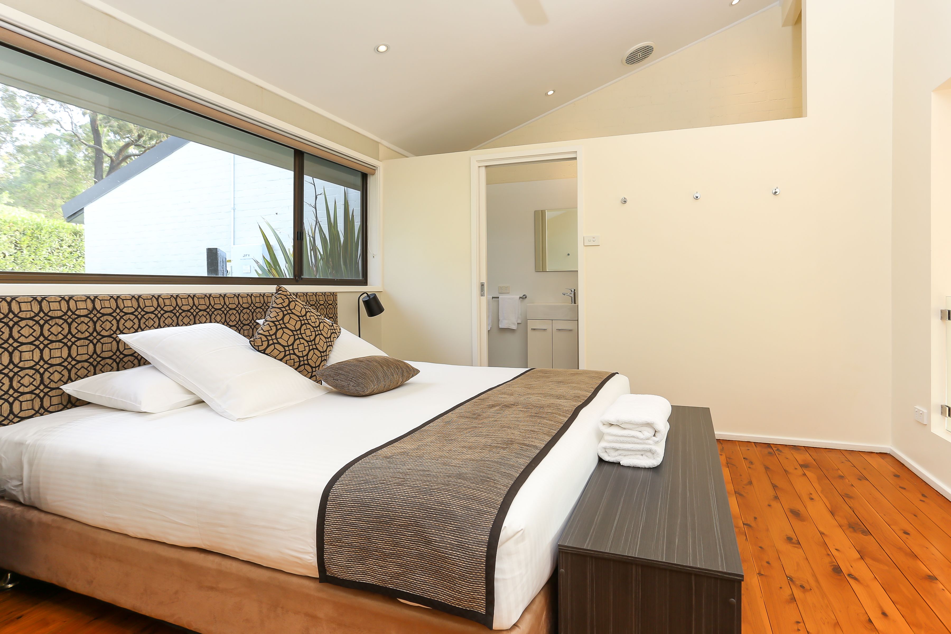Wine Country Villas — image 29