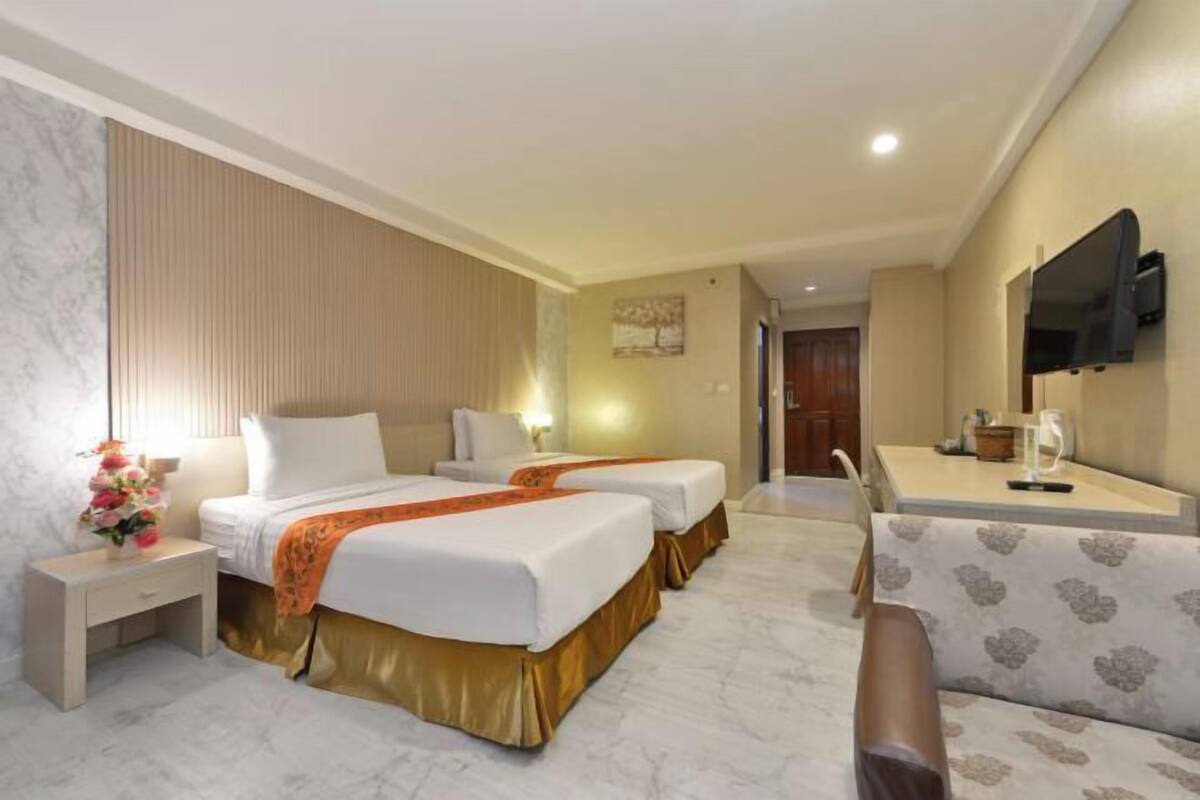 In-room safe, desk, blackout drapes, rollaway beds (surcharge)
