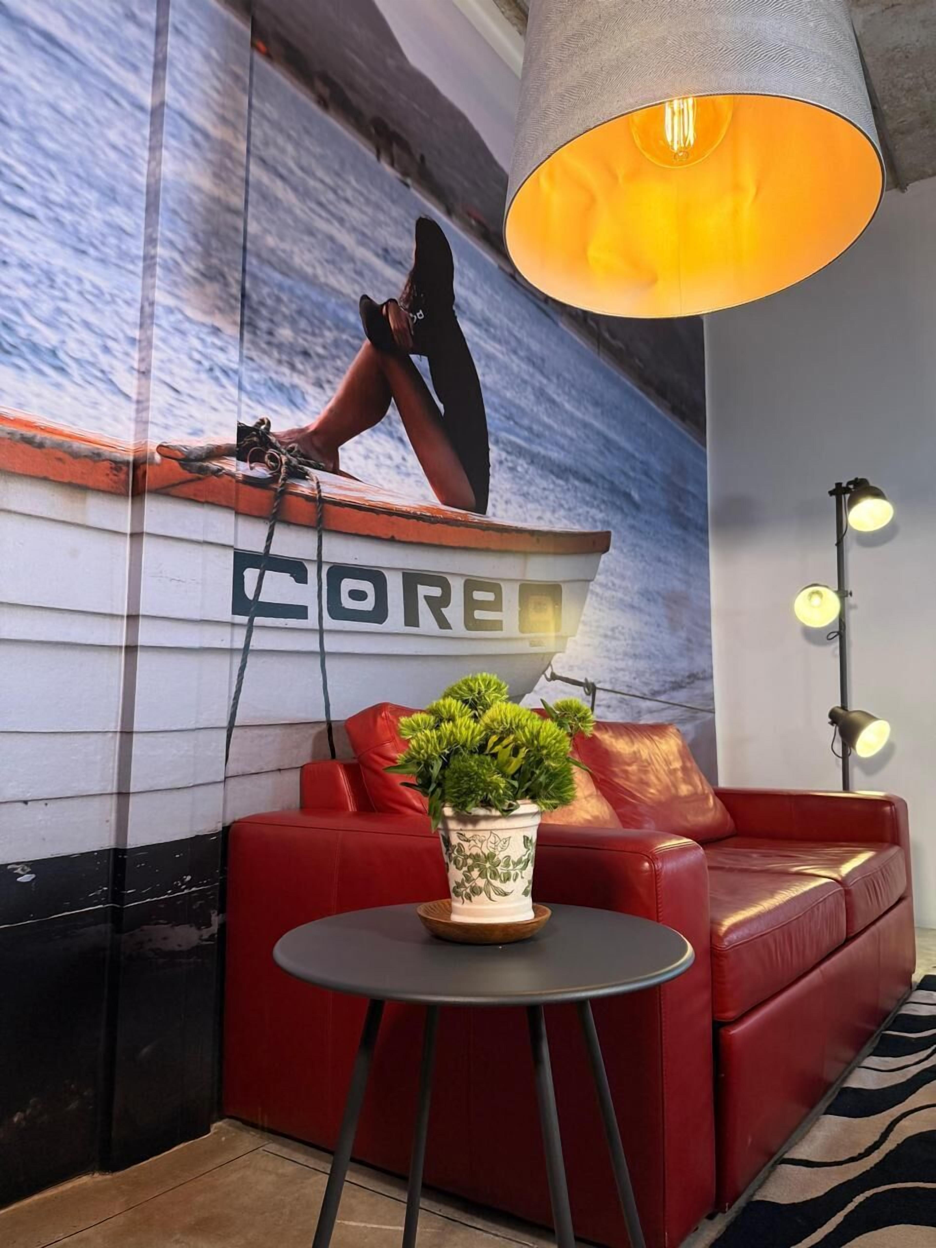 presidential suite | living room | ipod dock, mp3 dock