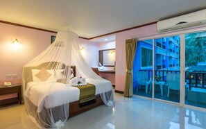 Grand Deluxe Room