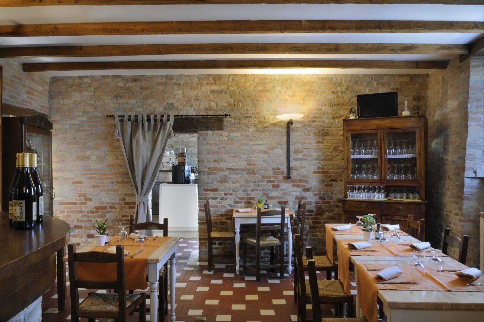 breakfast, lunch, dinner served; local cuisine, garden views