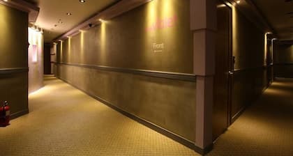 Hotel violet