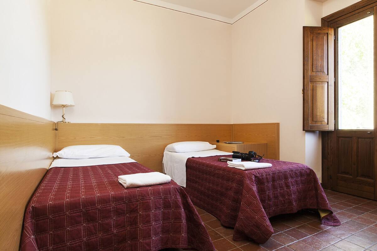 Desk, blackout curtains, free WiFi, bed sheets