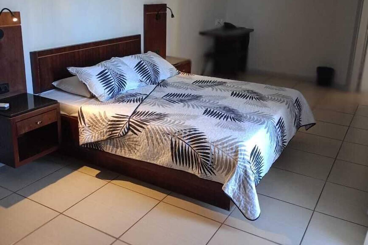 Suite | Soundproofing, WiFi (free)