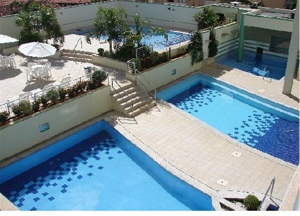 4 outdoor pools, pool umbrellas, sun loungers - Serra Park- Rio Quente Temporada (Rio Quente)