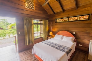 Blackout curtains, free WiFi - Arenal Green (La Fortuna)