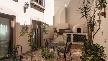 Superior Double Room, 1 Bedroom, Private Bathroom | Terrace/patio