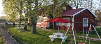 Edith & Julia Bed and Breakfast