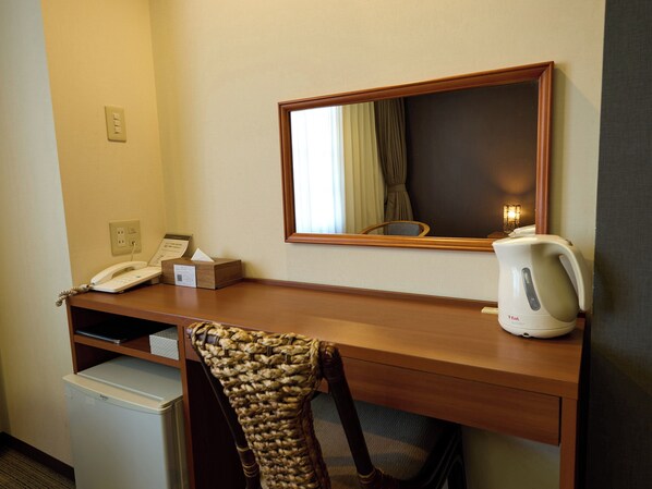 Double Room | In-room safe, desk, blackout curtains, soundproofing - Nikko Station Hotel Classic (Nikko)