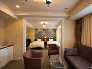 In-room safe, desk, blackout curtains, soundproofing - Nikko Station Hotel Classic (Nikko)