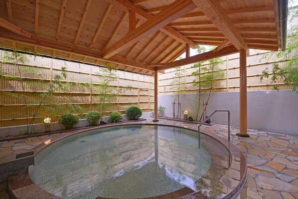 Public bath - Nikko Station Hotel Classic (Nikko)