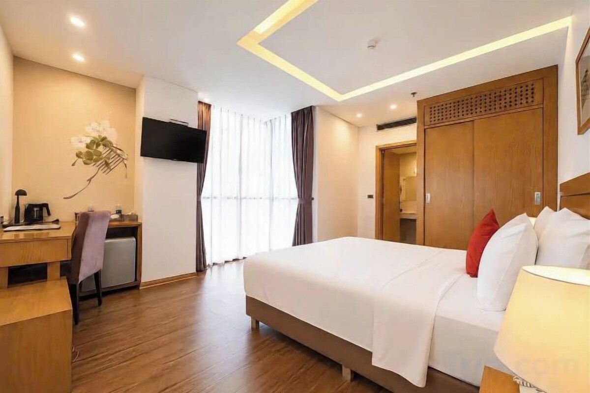 1 bedroom, minibar, in-room safe, desk