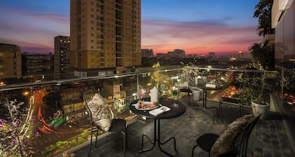 Parkside Sunline Hotel