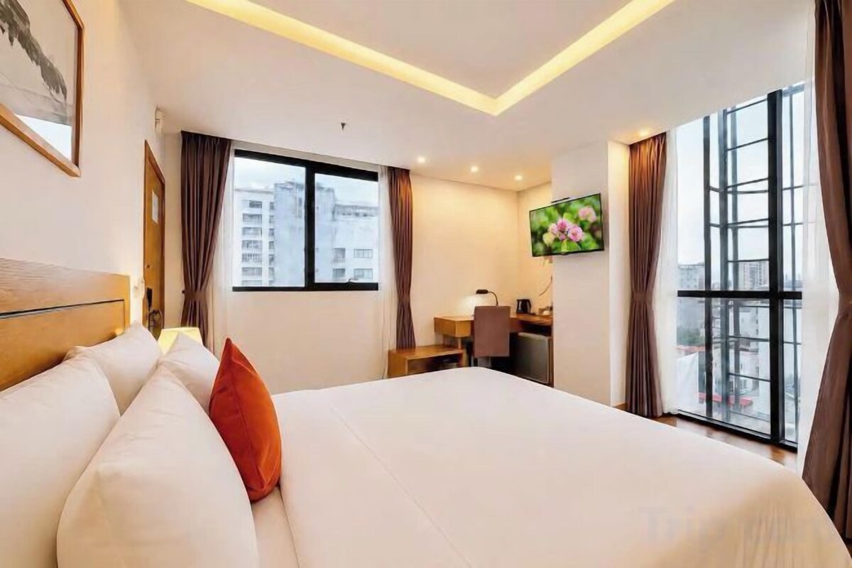 1 bedroom, minibar, in-room safe, desk