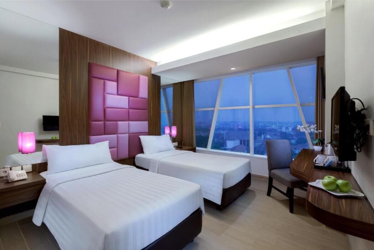 superior room | minibar, in-room safe, desk, laptop workspace