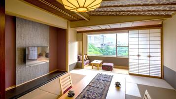 Standard Japanese Traditional Room (Halfboard: Shabu-Shabu buffet dinner) | In-room safe, bed sheets
