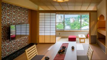 Standard Japanese Traditional Room (Halfboard: Shabu-Shabu buffet dinner) | In-room safe, bed sheets