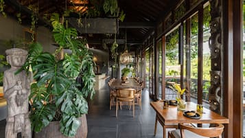 Breakfast, lunch, dinner served; international cuisine, pool views