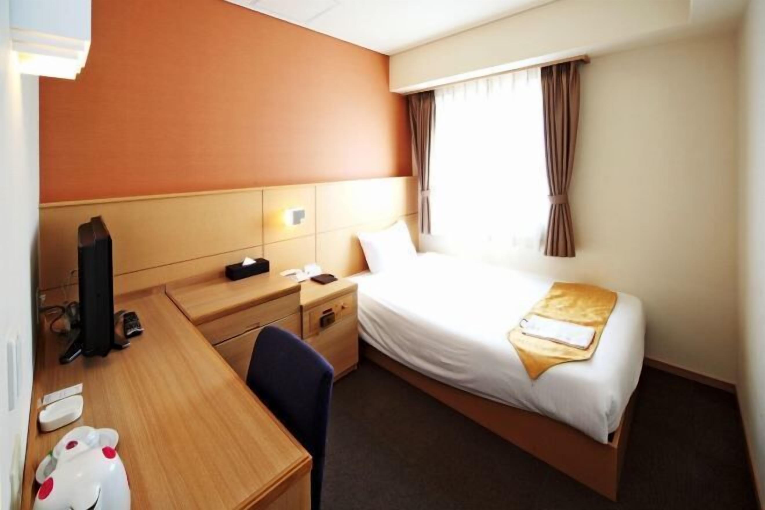 Una scrivania, Wi-Fi gratuito, accesso in sedia a rotelle