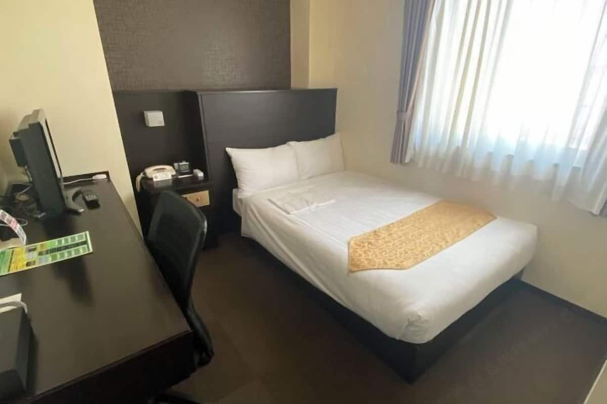 Una scrivania, Wi-Fi gratuito, accesso in sedia a rotelle