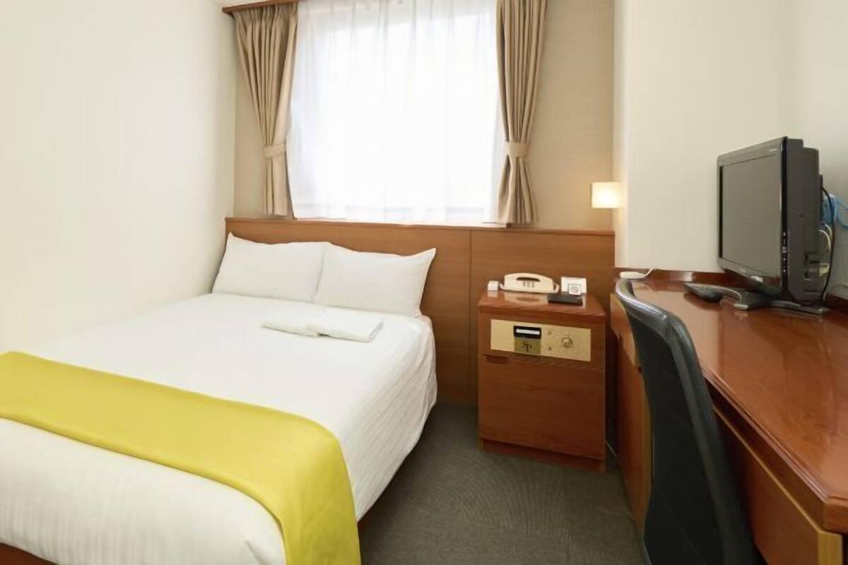 Una scrivania, Wi-Fi gratuito, accesso in sedia a rotelle