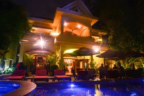 Outdoor pool - Villa Grange (Phnom Penh)