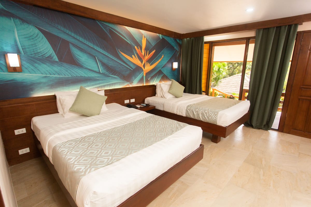 Deluxe Room (Dakak)