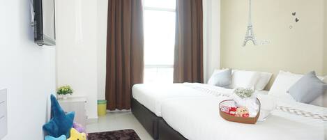 Chambre Quadruple Familiale, 2 grands lits, vue ville