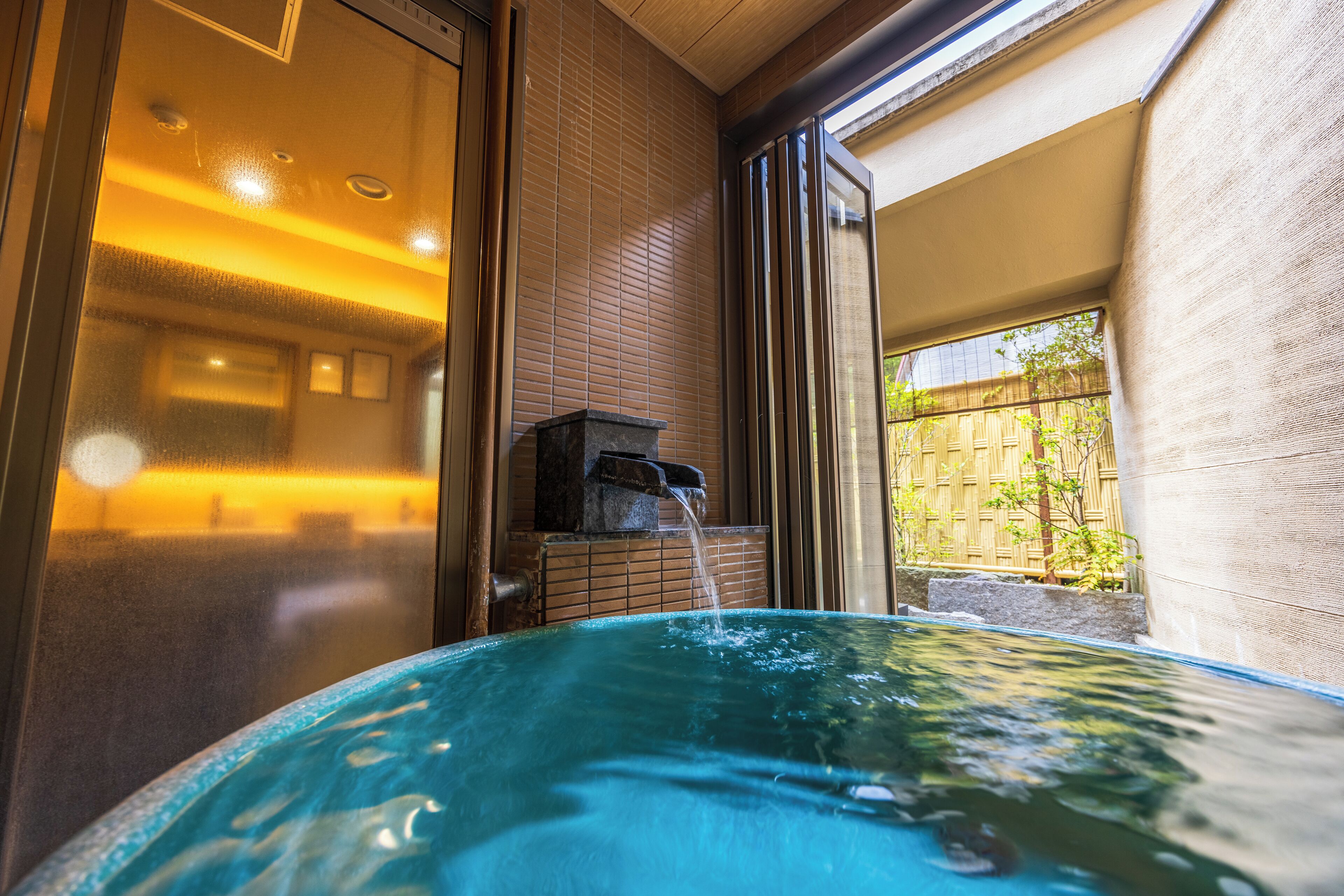 Shusui-an Town View Japanese-Western Style Room with Private Open-Air Bath - Onsen | Bathroom | Spring water tub, free toiletries, hair dryer, slippers