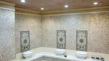 Turkish bath/hammam