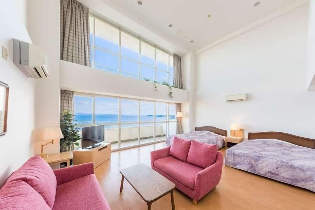1 habitación y caja de seguridad en la habitación