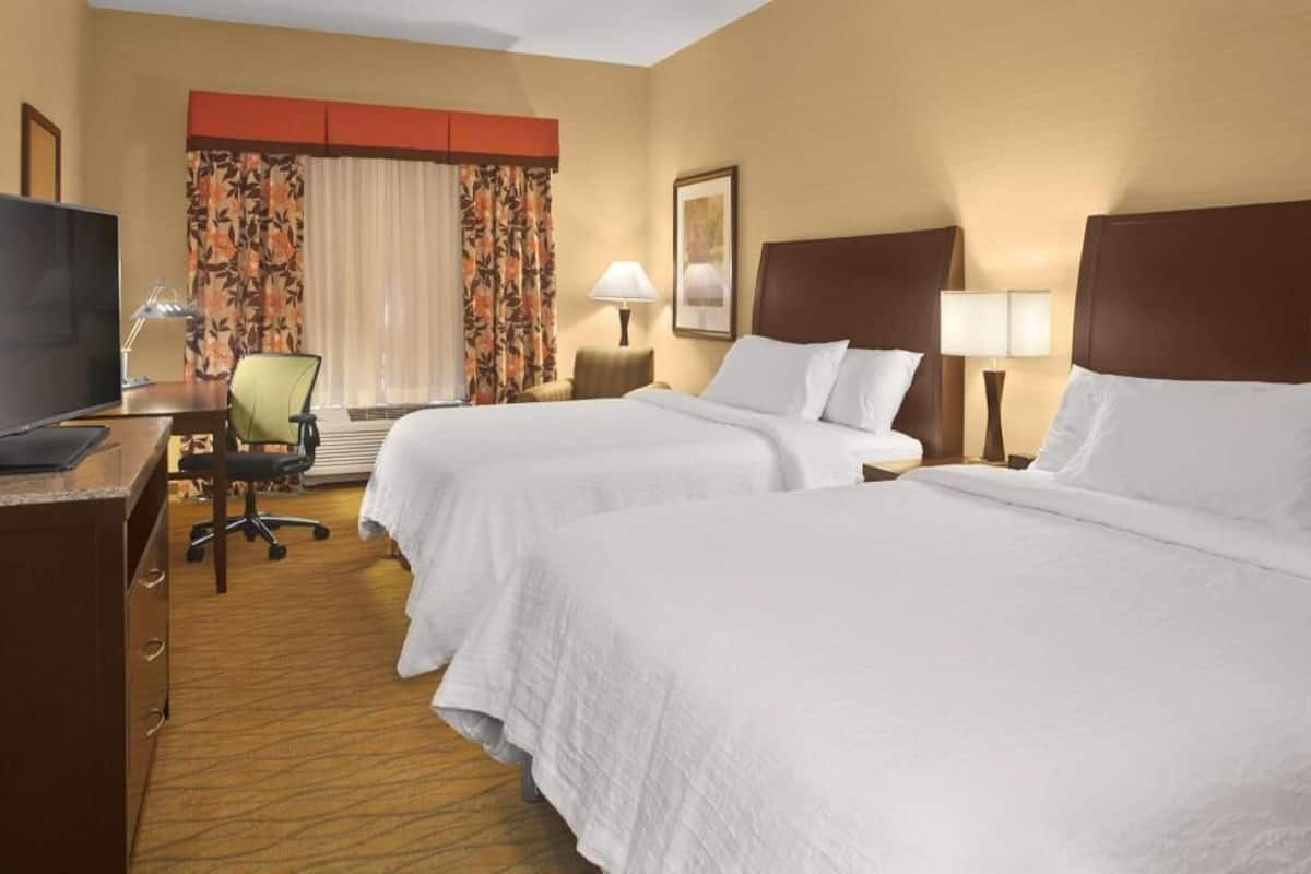 In-room safe, iron/ironing board, free cribs/infant beds