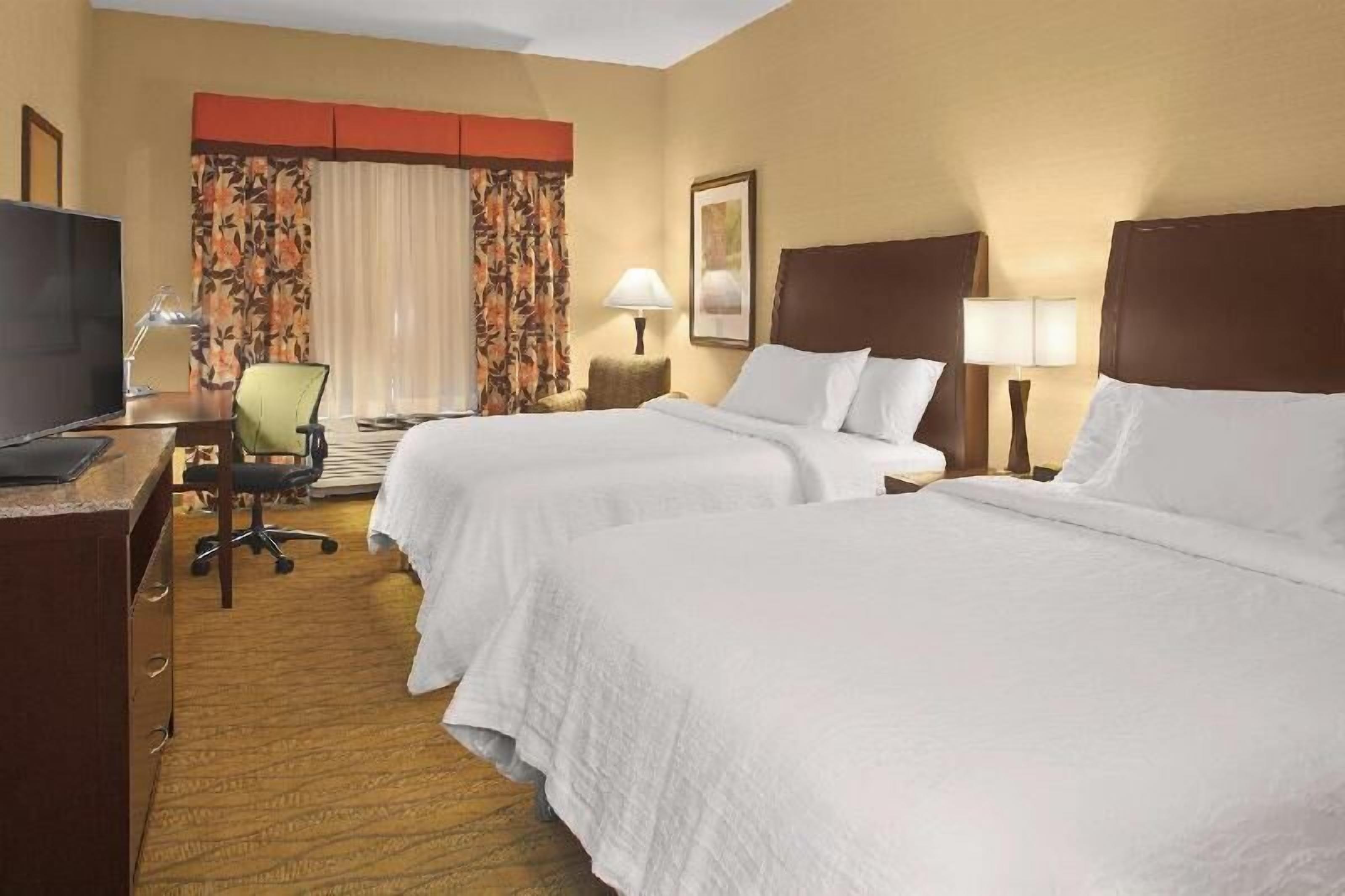 In-room safe, iron/ironing board, free cribs/infant beds