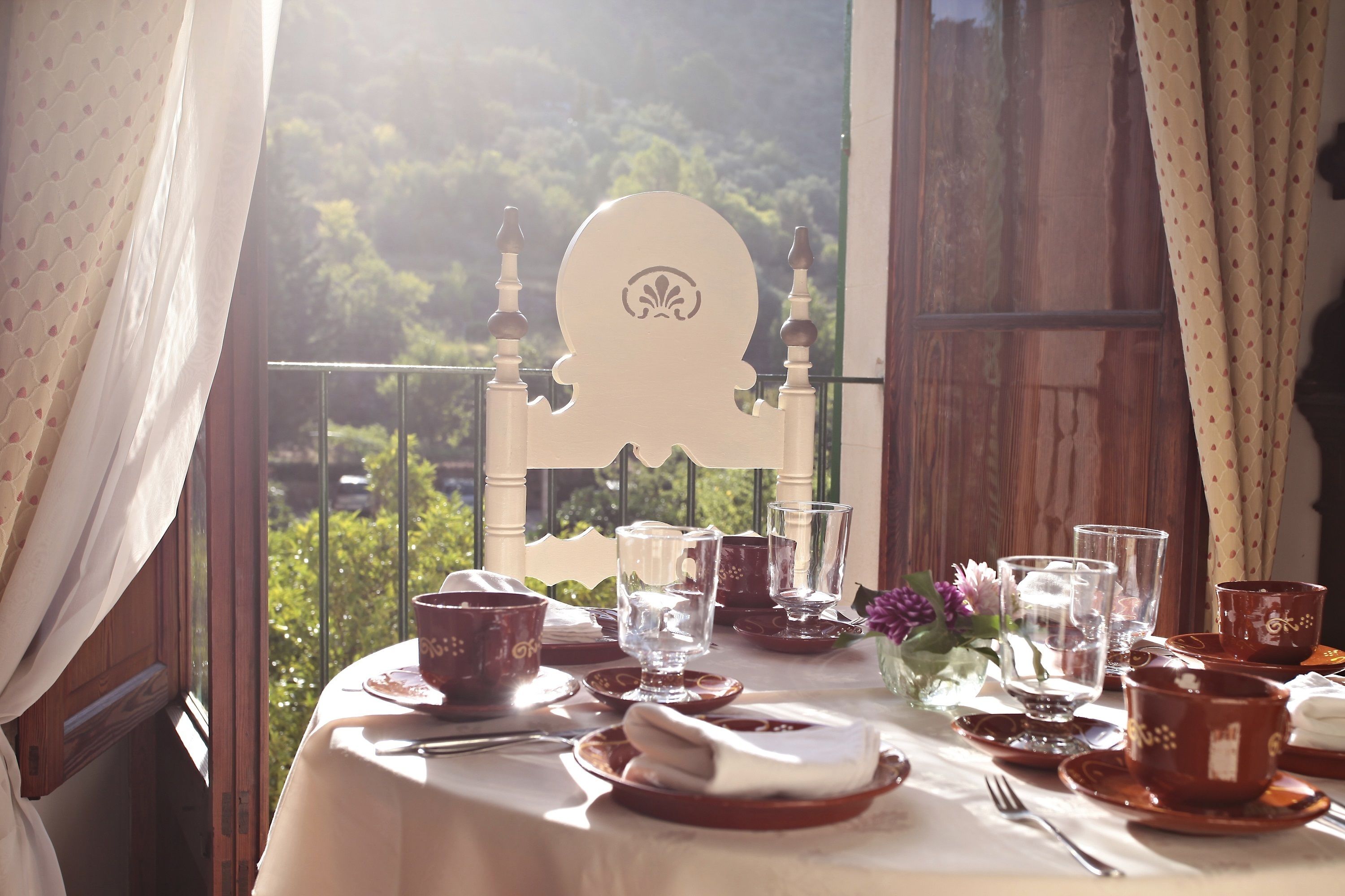 free daily local cuisine breakfast