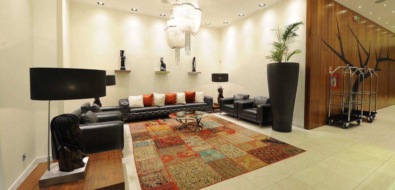 Coin salon dans le hall