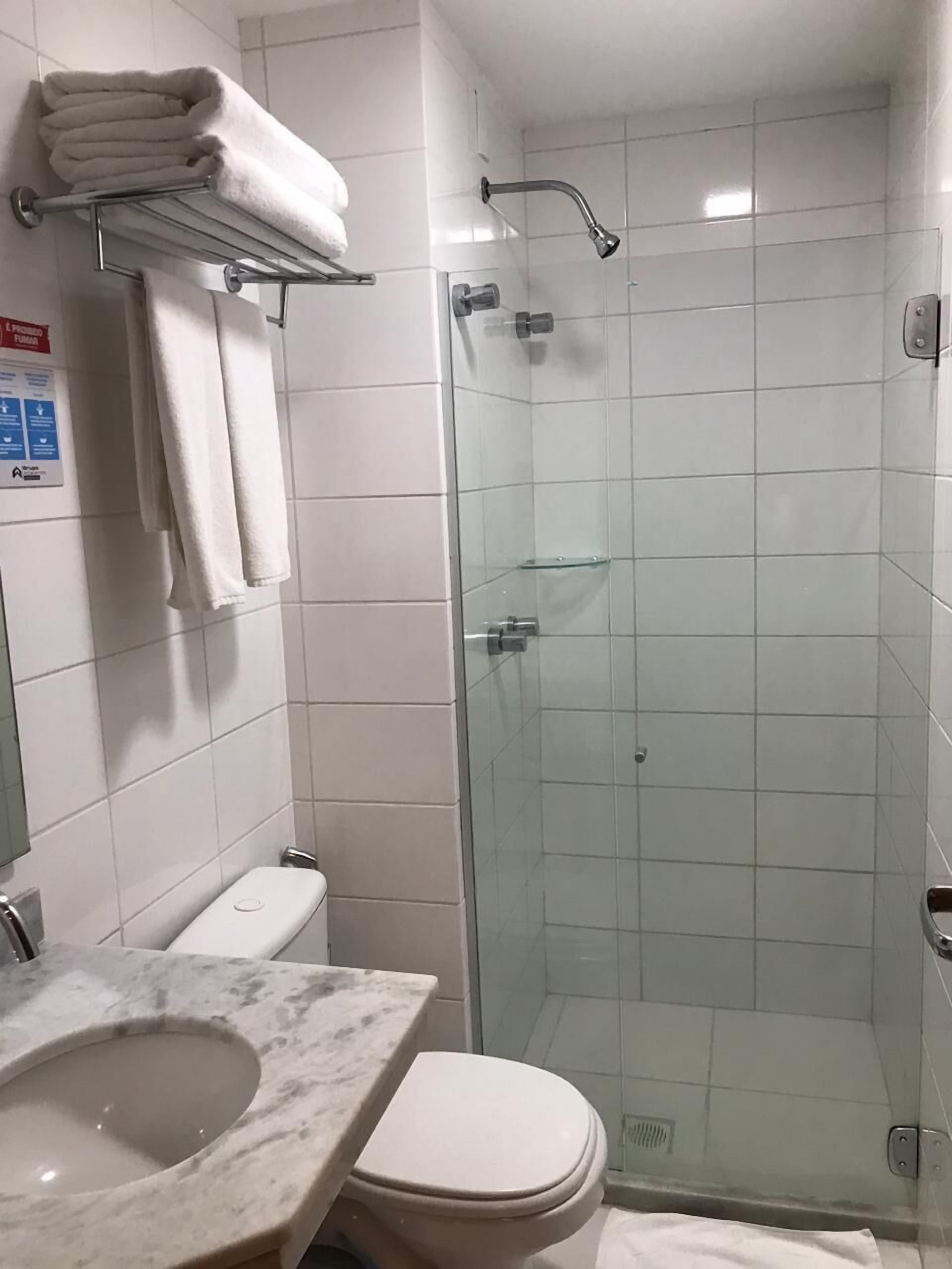 standard room | bathroom | shower, free toiletries, hair dryer, towels